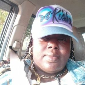 Meet your Posher, Kisha